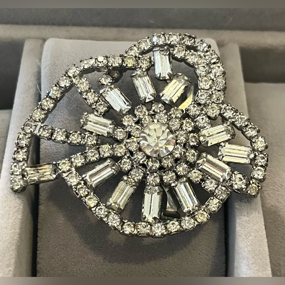 Elegant Silver Tone Crystal Brooch